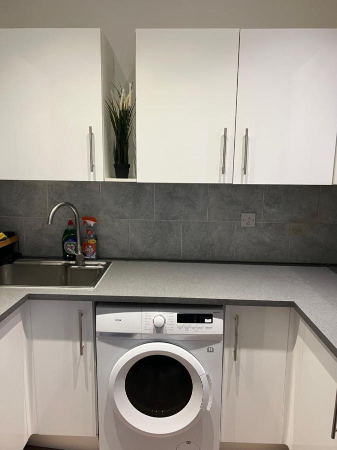3 Bedroom Flat In King's Cross, St Pancras's. 2 Minutes To Euston. Apartamento Londres