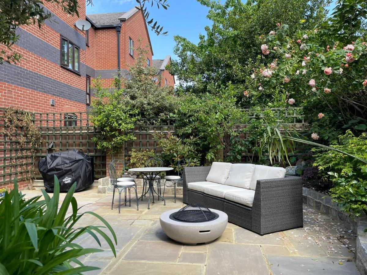Stylish 1-bed Apartamento *