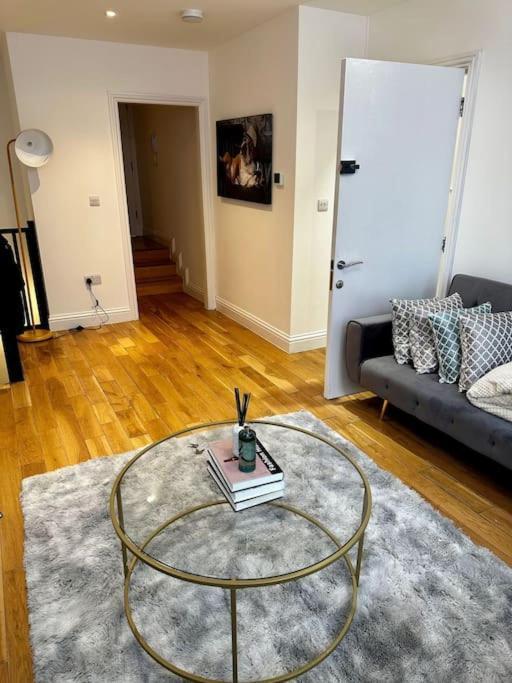 Apartment Amazing 2bed2bath Edgeware London