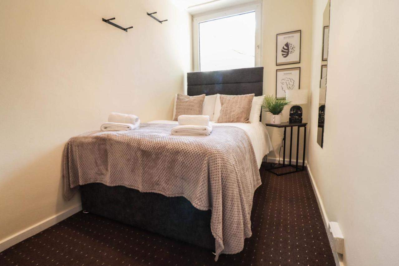 Cosy Property Right By Warren Street Station! Free Wifi! Apartment London
