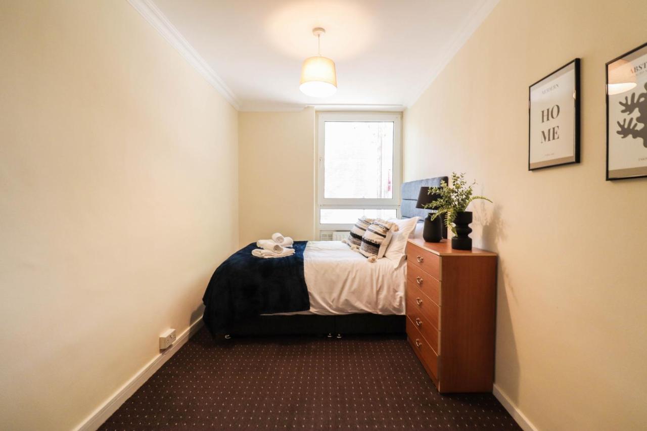 Cosy Property Right By Warren Street Station! Free Wifi! * London