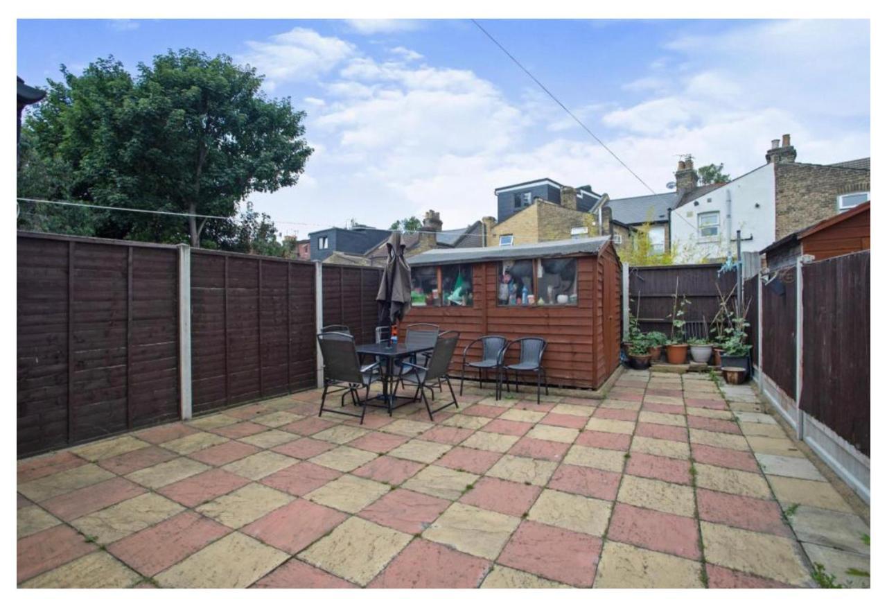 The Leyton Oasis London