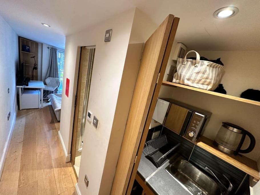 Grade Ii Listed Balconied 3-bed Mezzanine Kensington Flat Appartement *