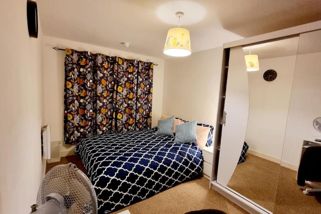 Appartement Entire In East E3 Near Bromley By Bow Station *