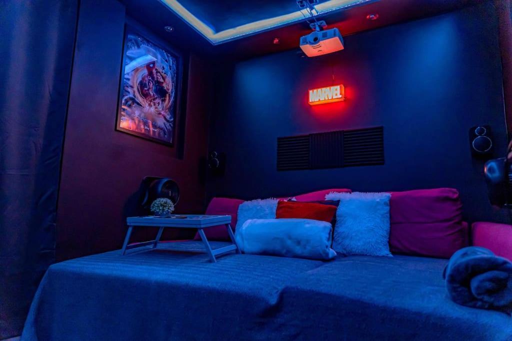 Unique W/garden Hot Tub, Sauna & Cinema Appartement *