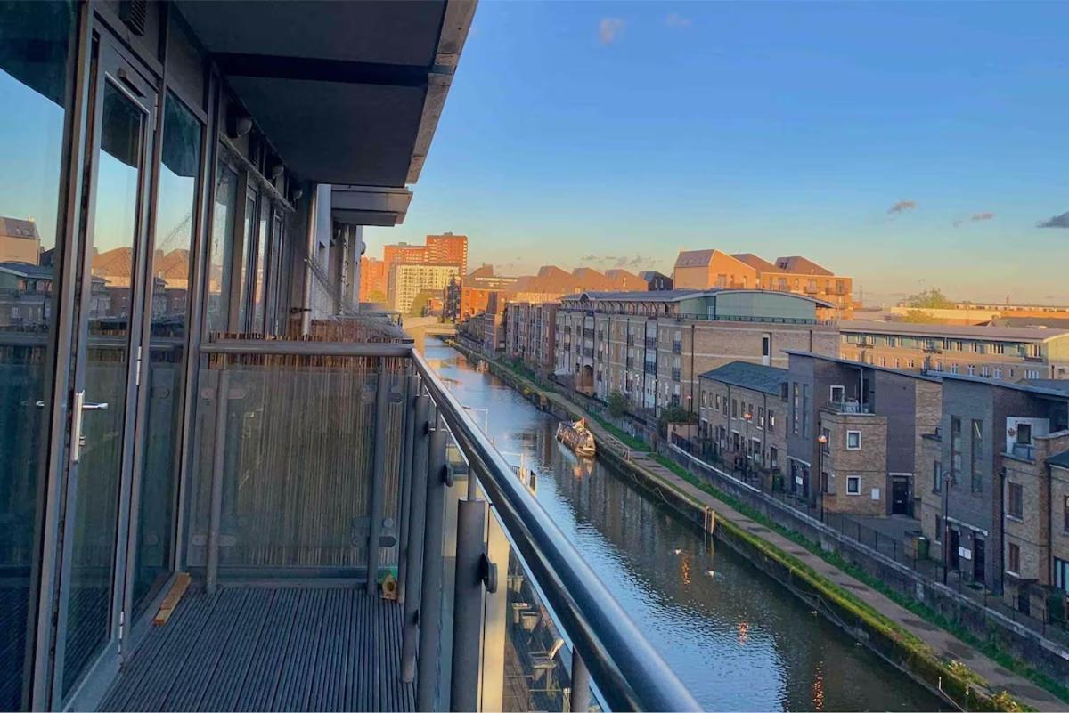 Canal * Londres