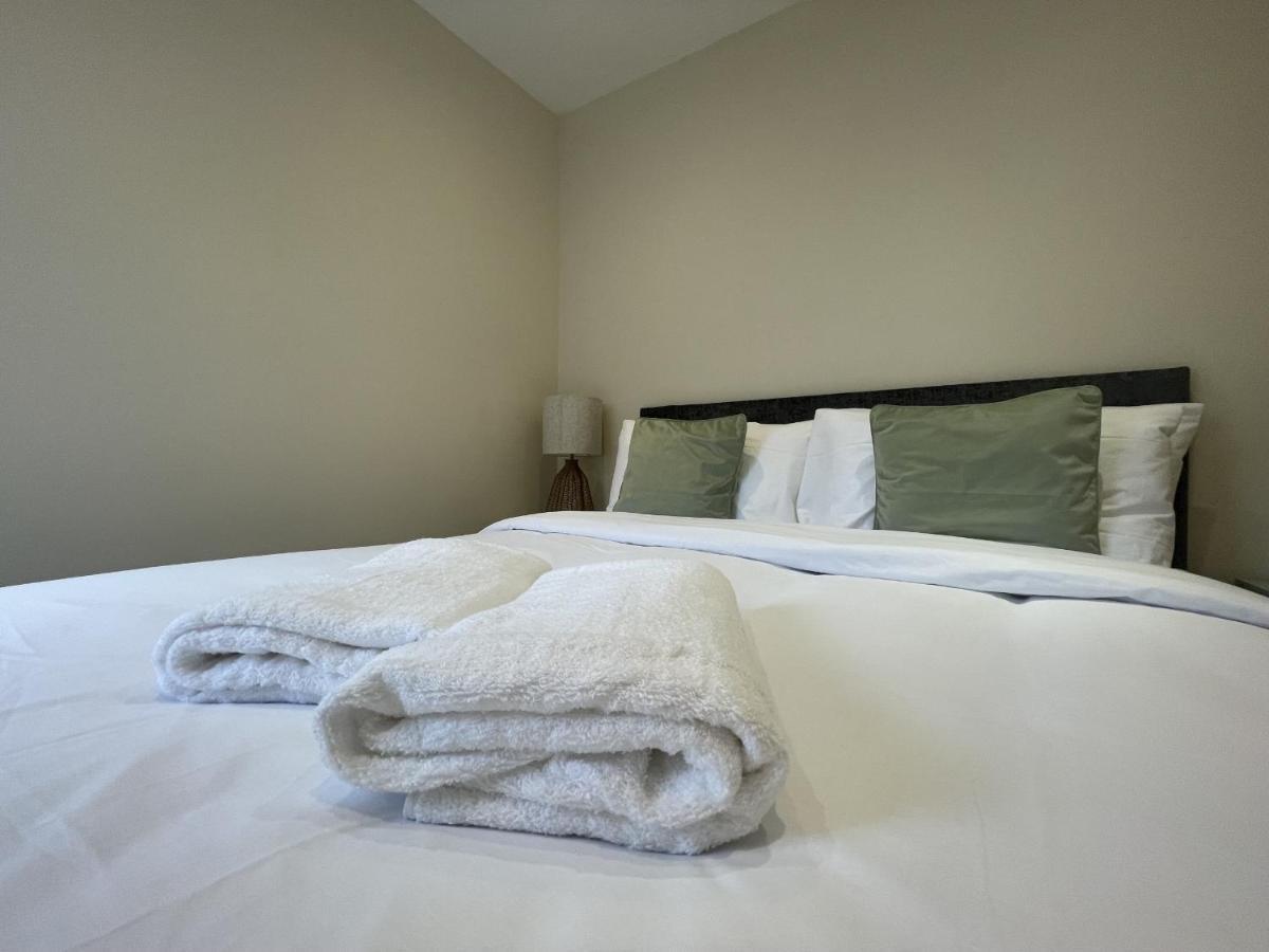 Second Nest Islington Town House *
