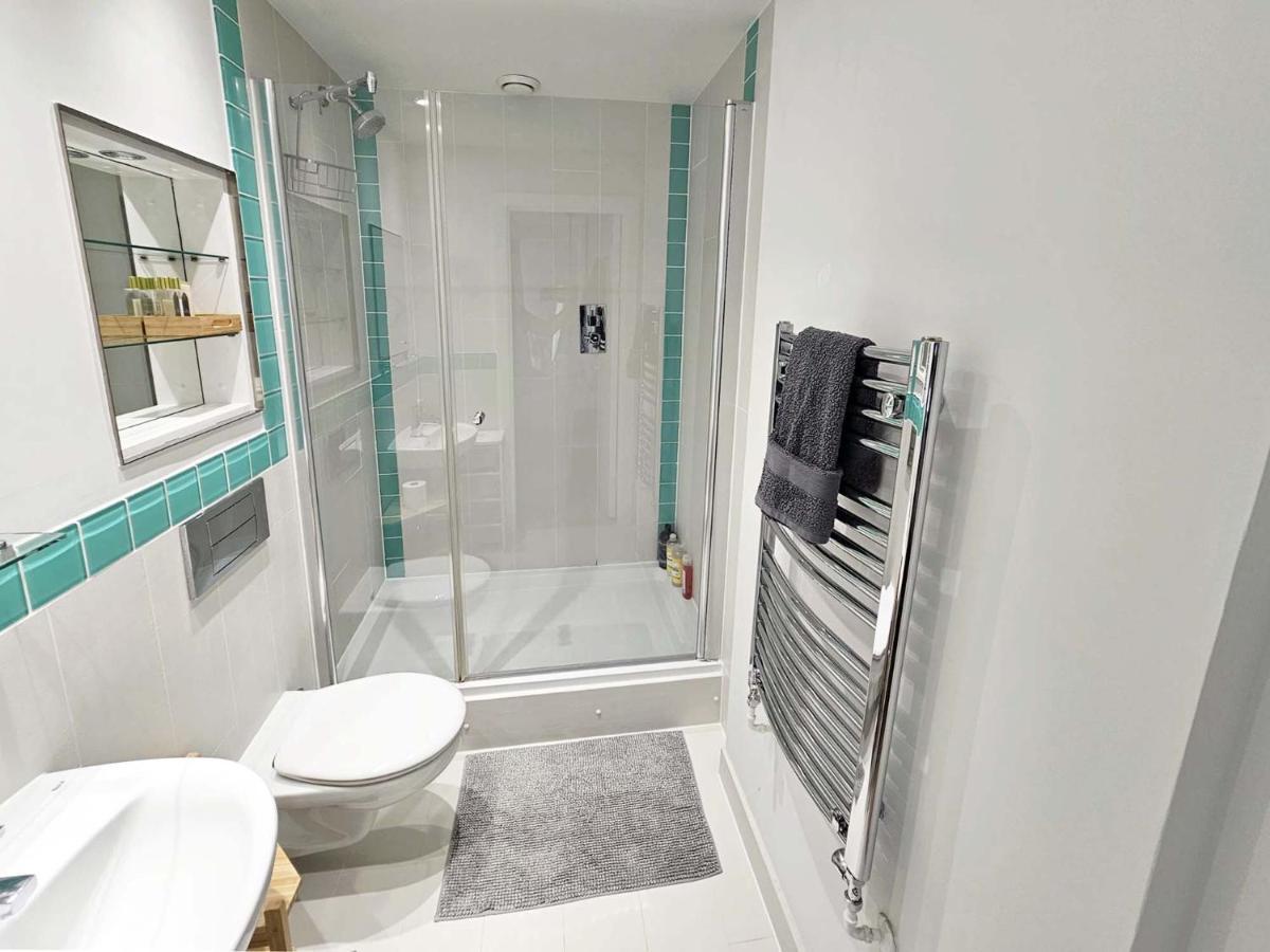 Apartamento Beautiful 2 Bedroom Flat In Battersea Londres
