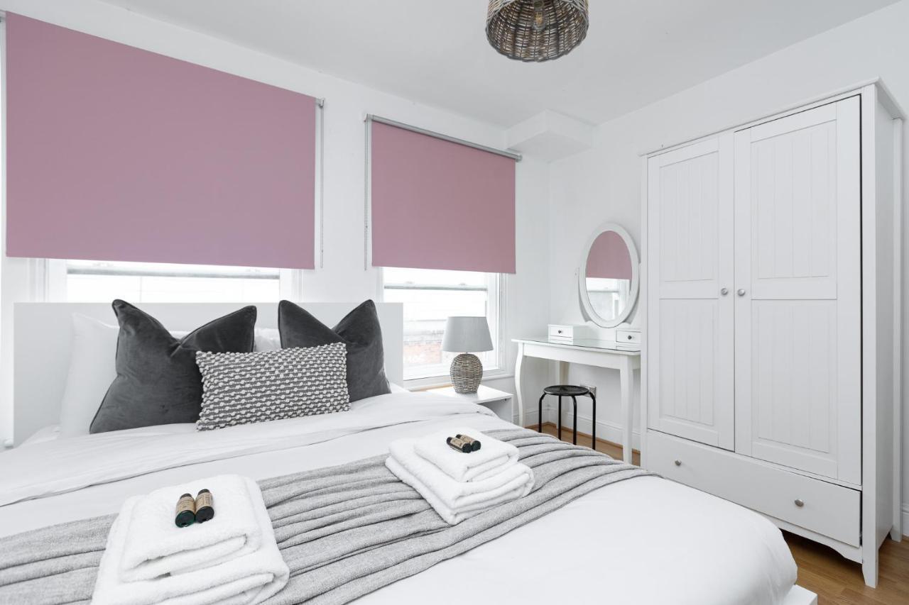 Fantastic 2br Flat, 3 Min Shoreditch High Street Apartamento *