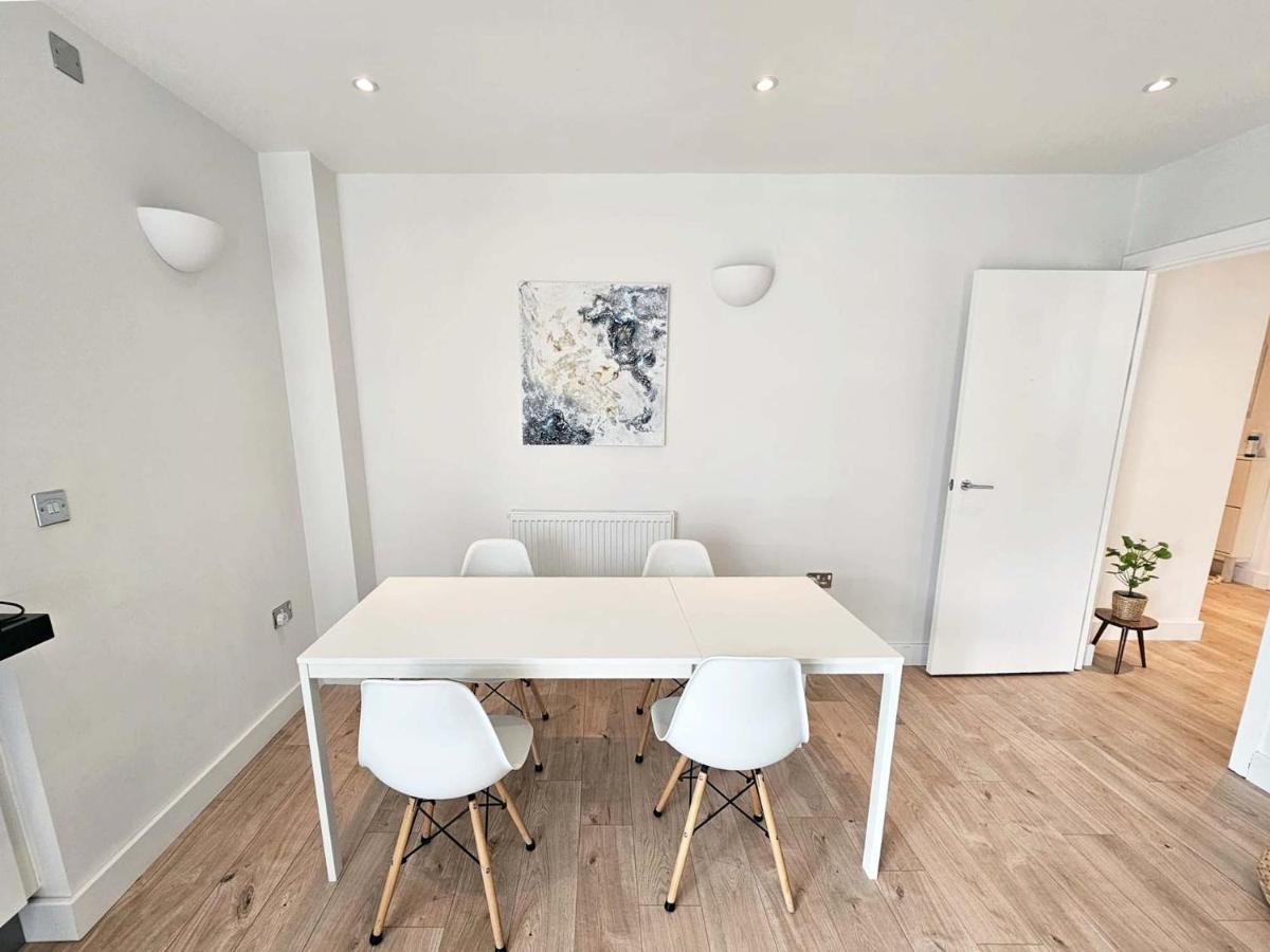 Beautiful 2 Bedroom Flat In Battersea