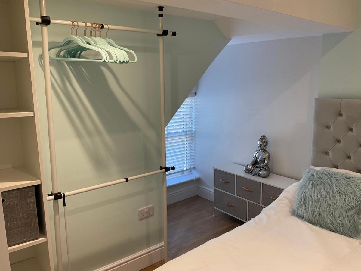 2 Bed From 41 Apartamento *