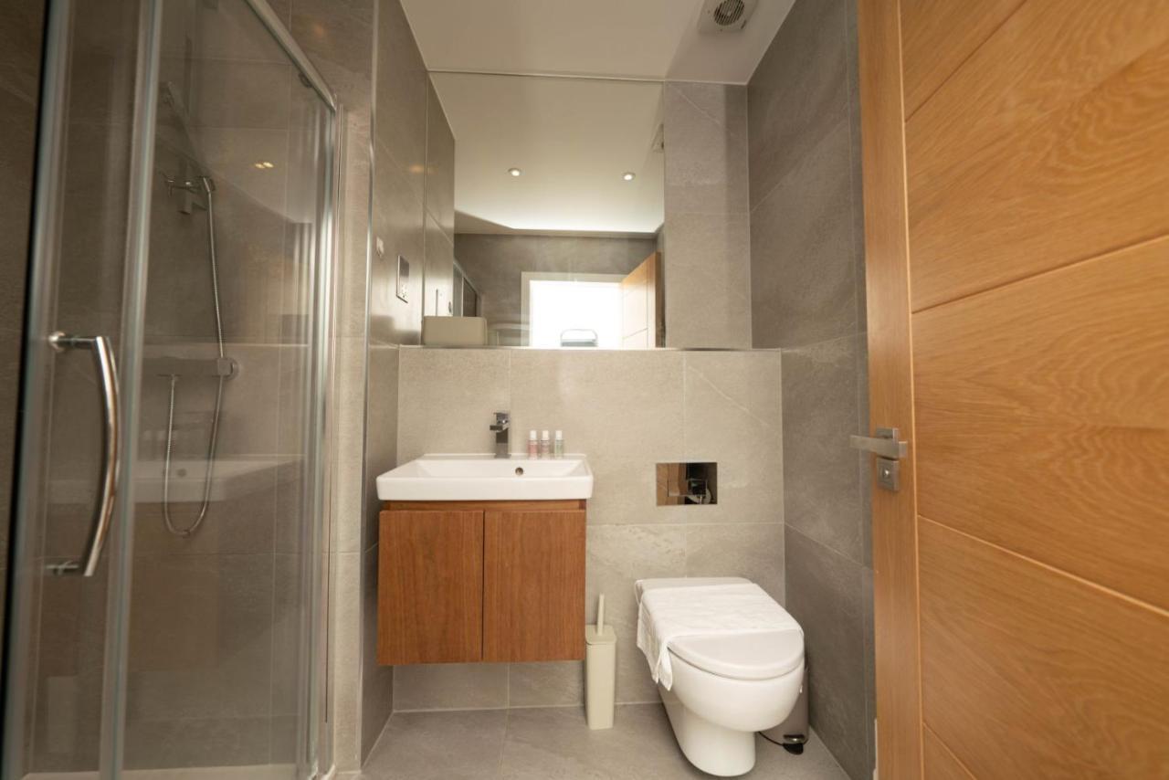 Apartamento The Hampstead Hideout - Glamorous 3bdr Flat With Balcony *