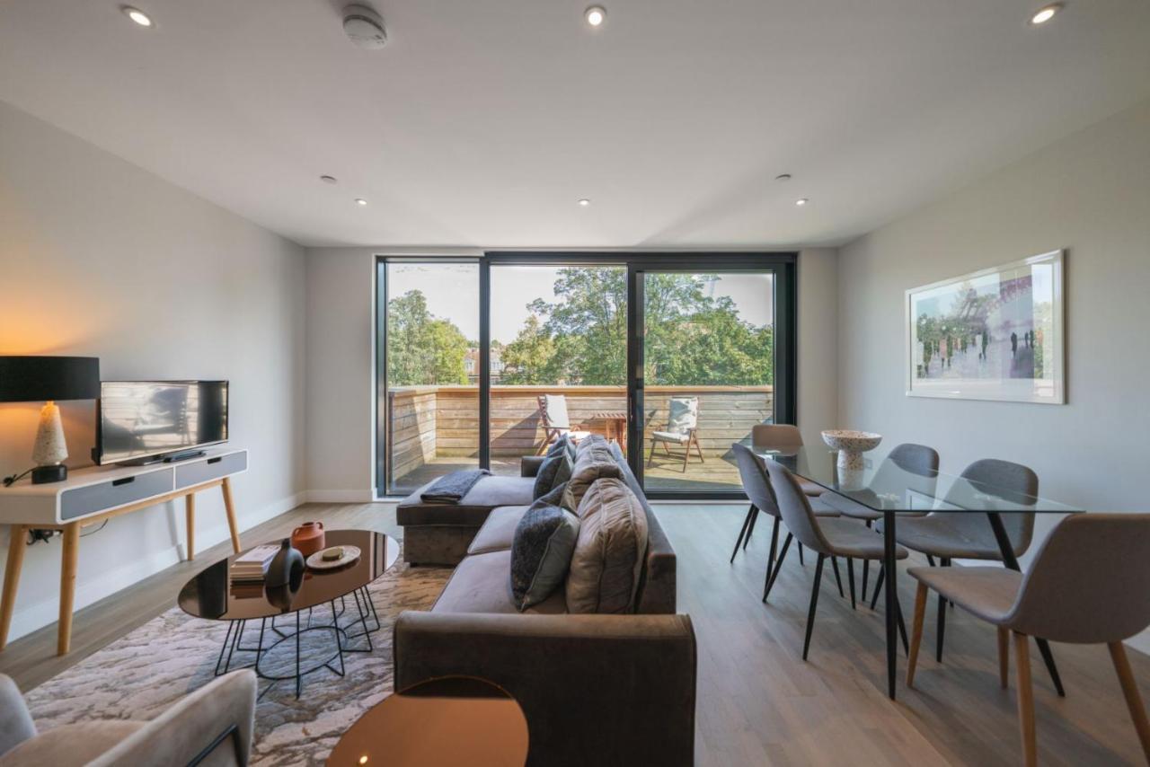 Apartamento The Hampstead Hideout - Glamorous 3bdr Flat With Balcony *
