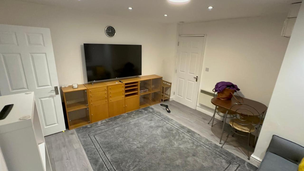 Appartement Entire One Double Bedroom *
