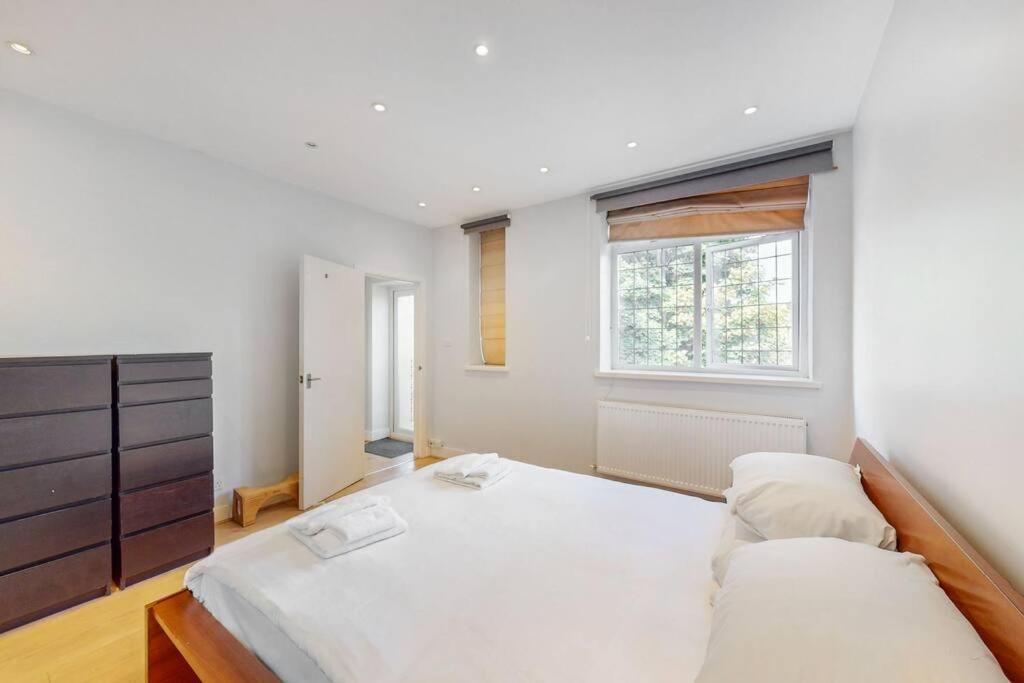 Apartamento Spacious 2 Bedroom Flat With Garden In Acton Londres