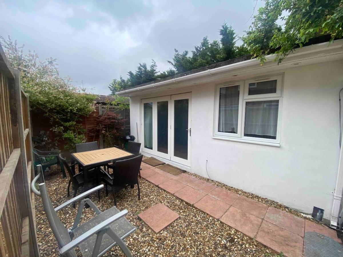 Appartement With Own Garden *
