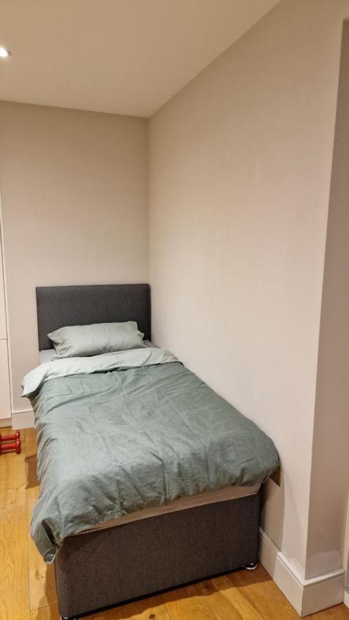 2 Apartment *