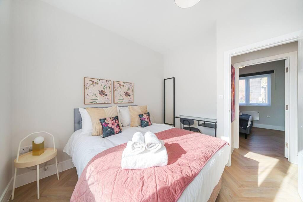 Apartamento Cosy Tooting Retreat: 2-bed Gem Londres