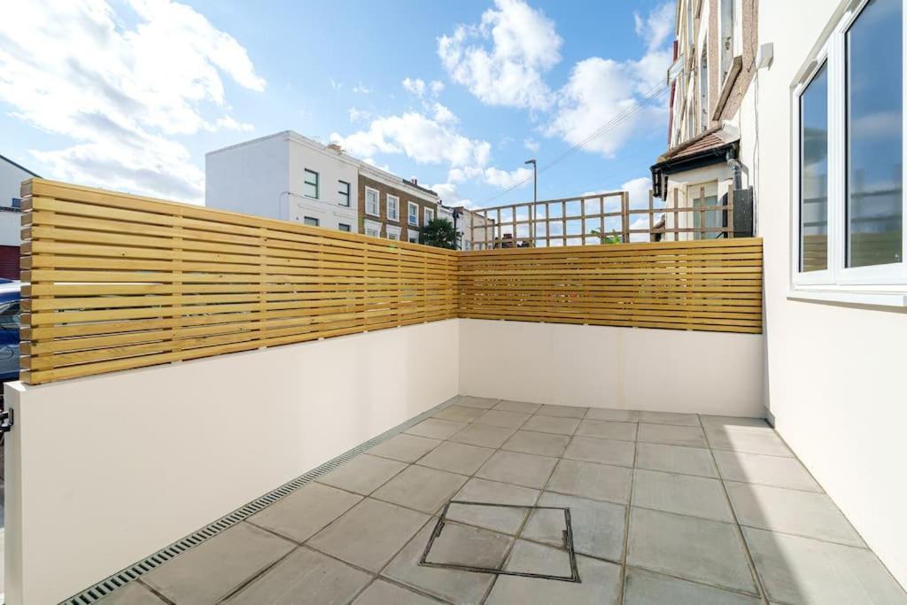 Apartamento Cosy Tooting Retreat: 2-bed Gem Londres
