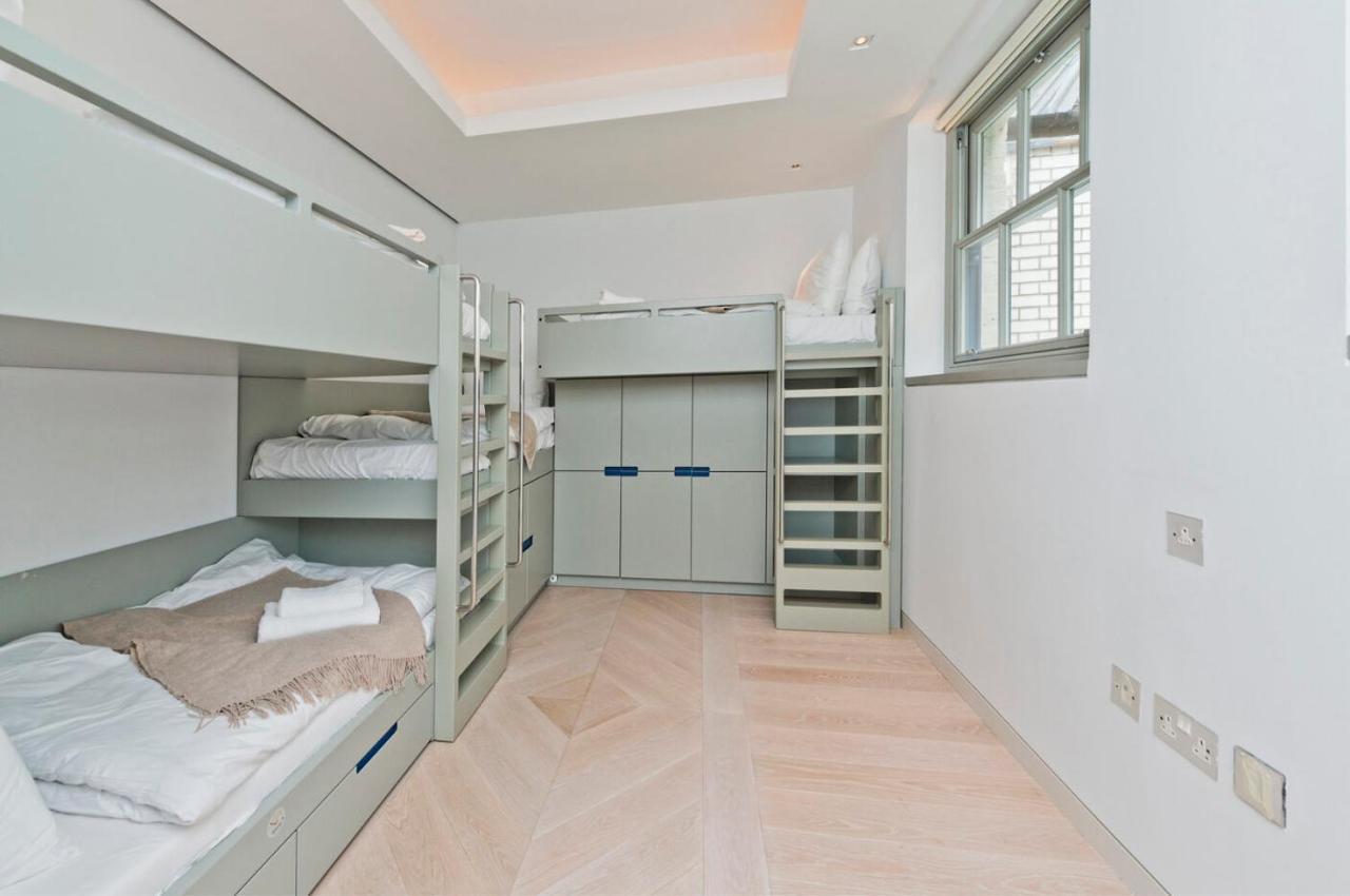 Amazing South Kensington Mews House By Underthedoormat * Londres