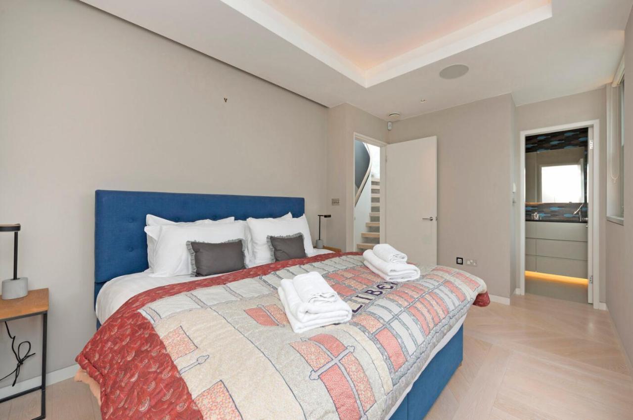 Hébergement de vacances Amazing South Kensington Mews House By Underthedoormat