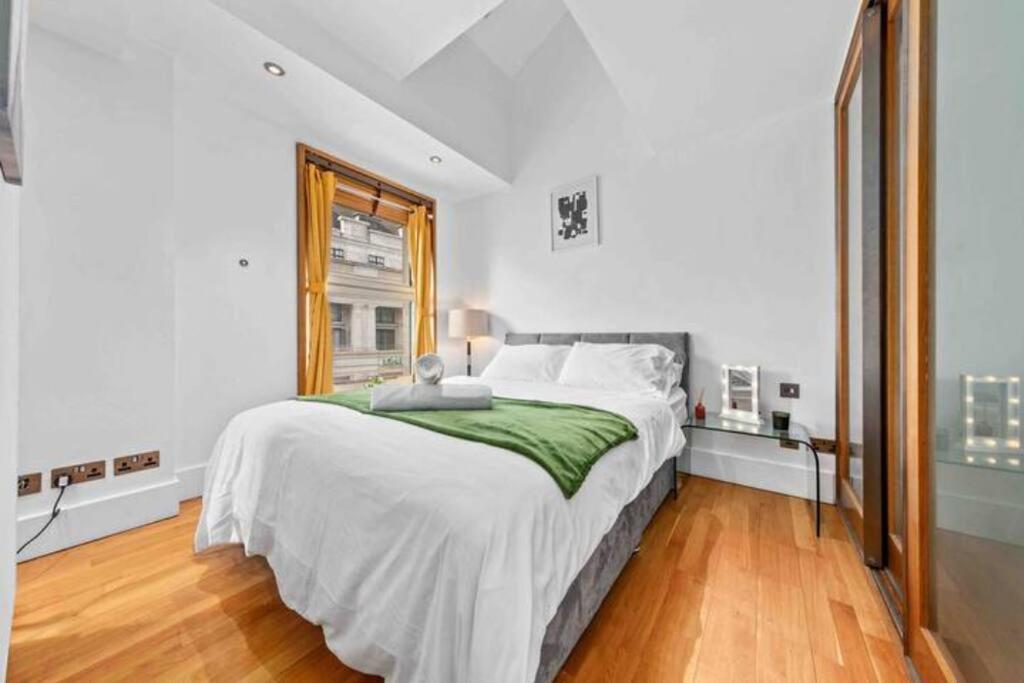 Apartamento Luxe Living Near Piccadilly Hy11 *
