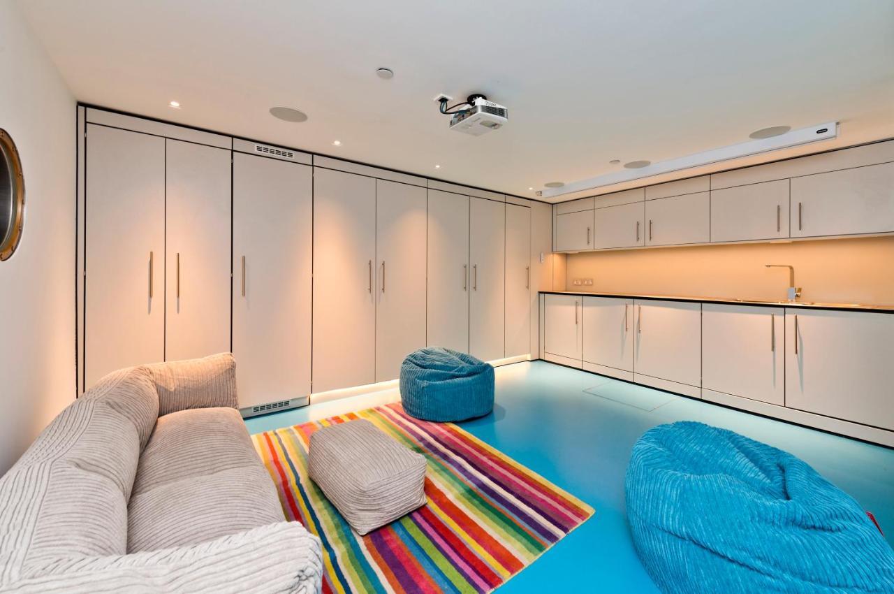 Hébergement de vacances Amazing South Kensington Mews House By Underthedoormat Londres