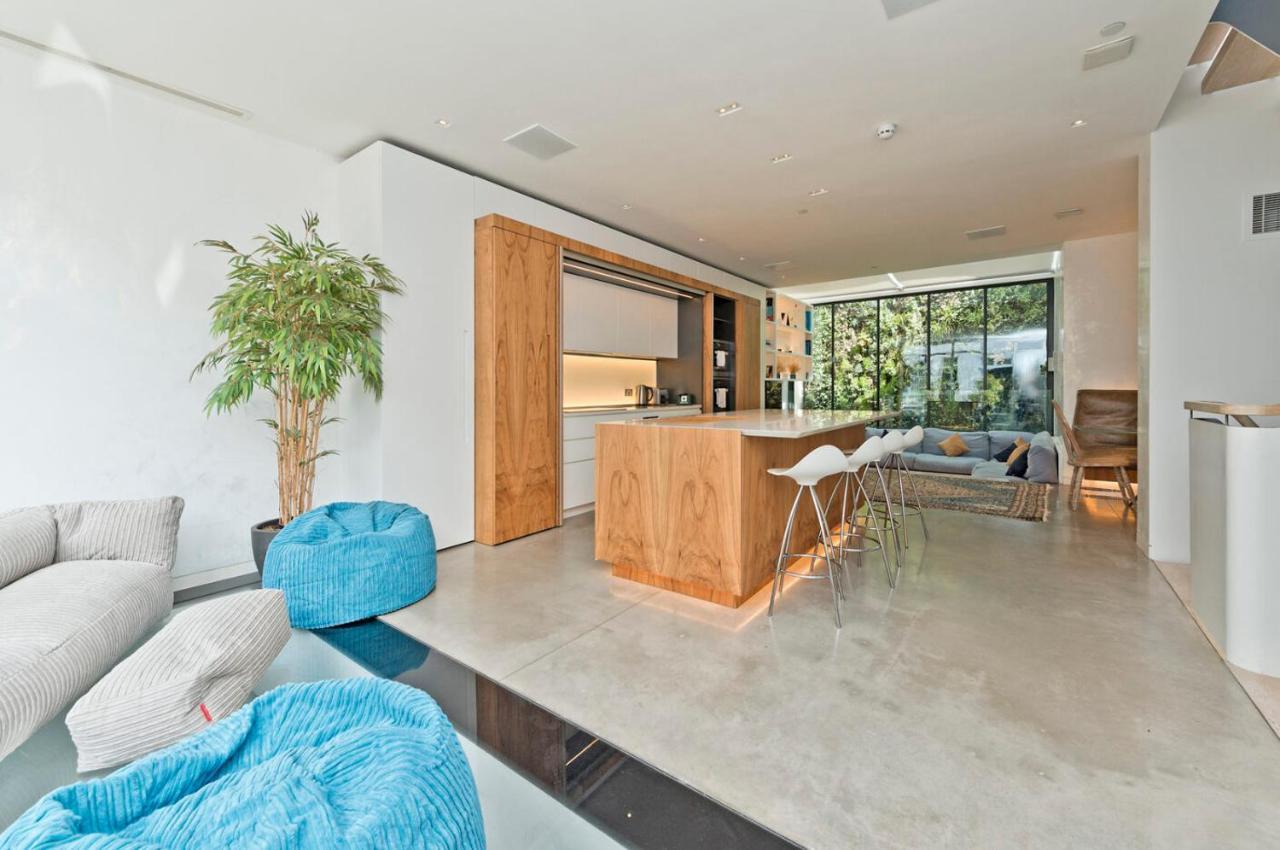 Hébergement de vacances Amazing South Kensington Mews House By Underthedoormat *