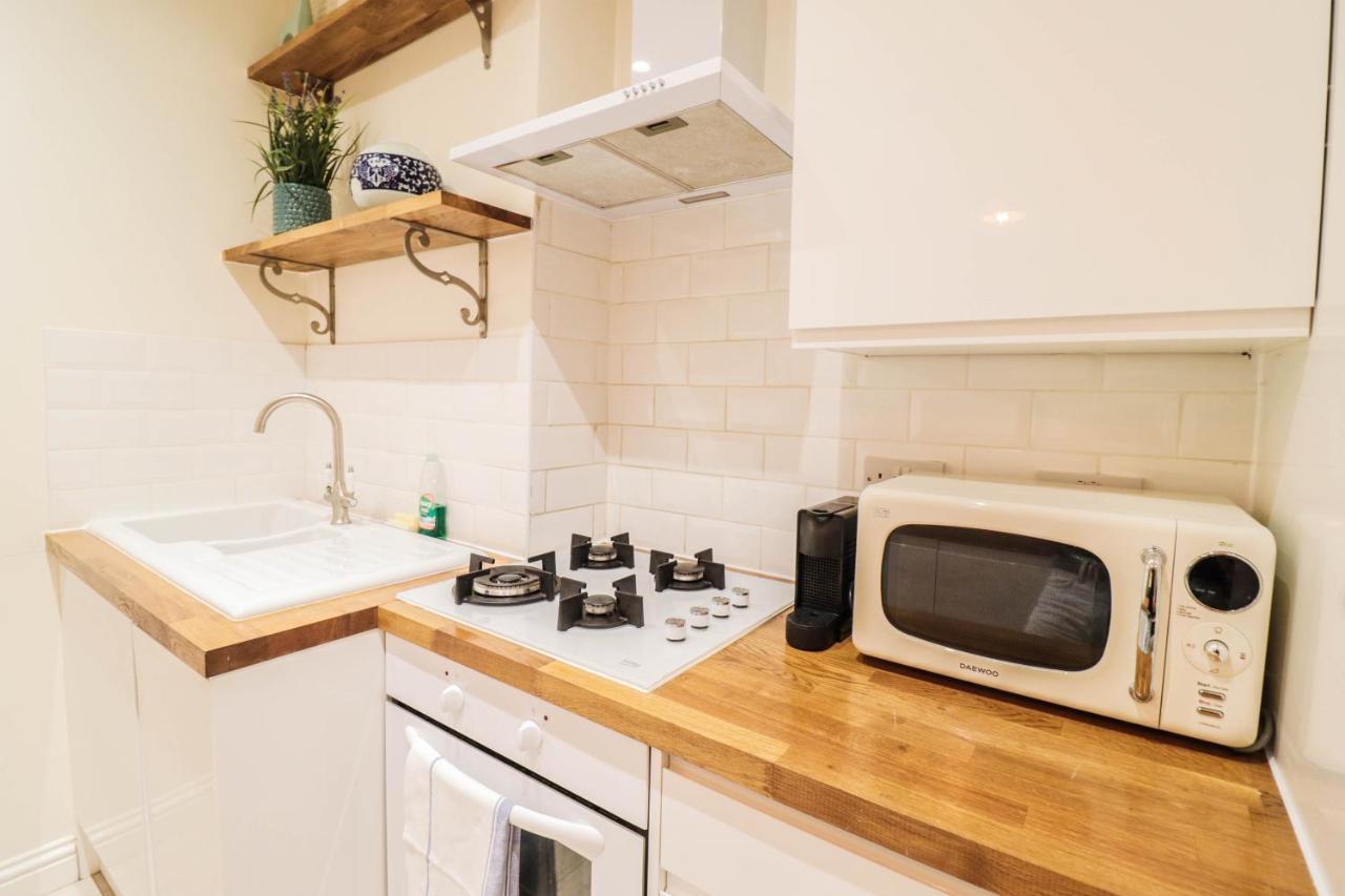Beautiful 2-Bedroom Flat Just Steps From Oval Station Apartamento Londres