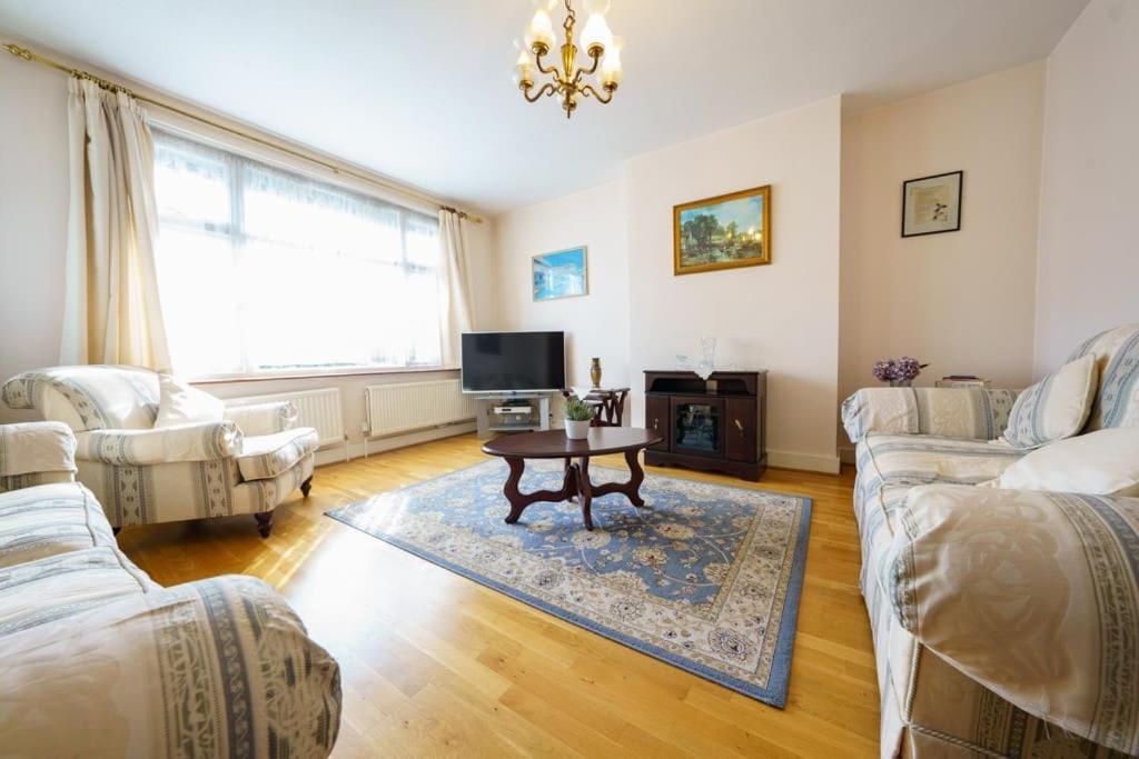Appartement Wembley Arch View, 4-bed House, Drive For 2 Cars *