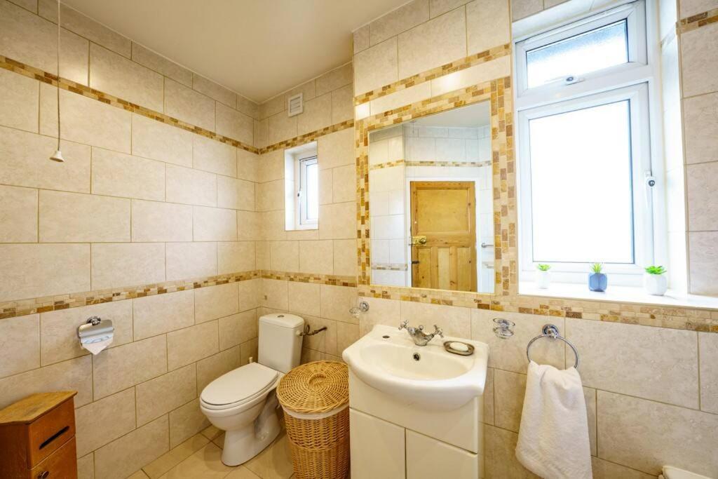 Appartement Wembley Arch View, 4-bed House, Drive For 2 Cars