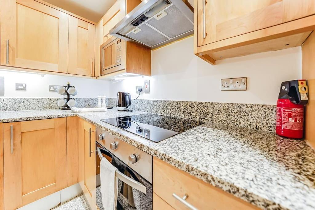Spacious 1 Bedroom Near Marble Arch Apartamento Londres