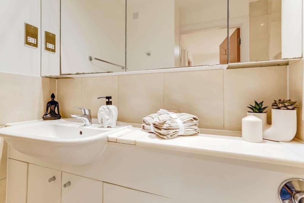 Spacious 1 Bedroom Near Marble Arch Apartamento Londres
