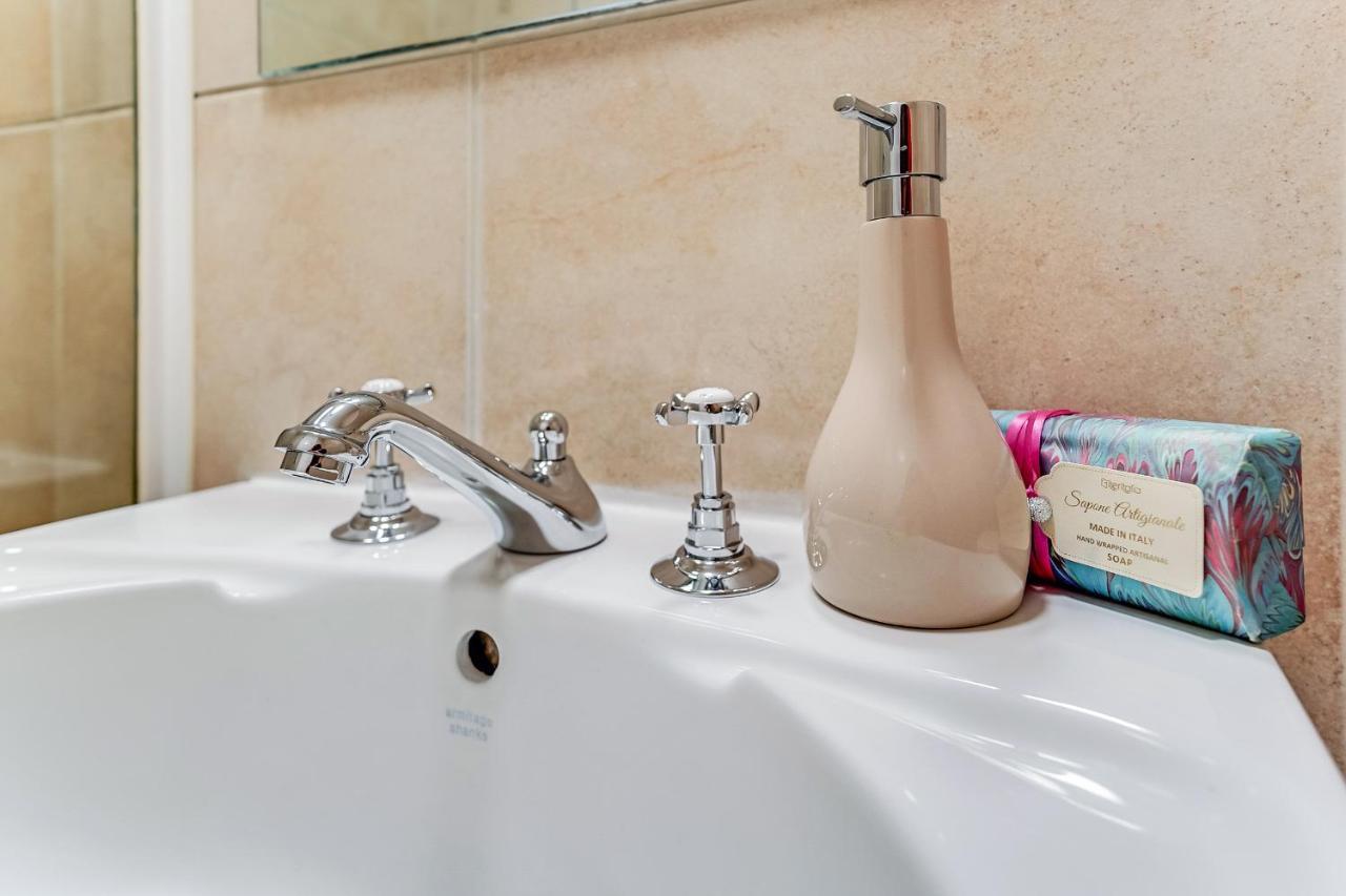 Lux 2bed 2bath In Baker Street Appartement Londen