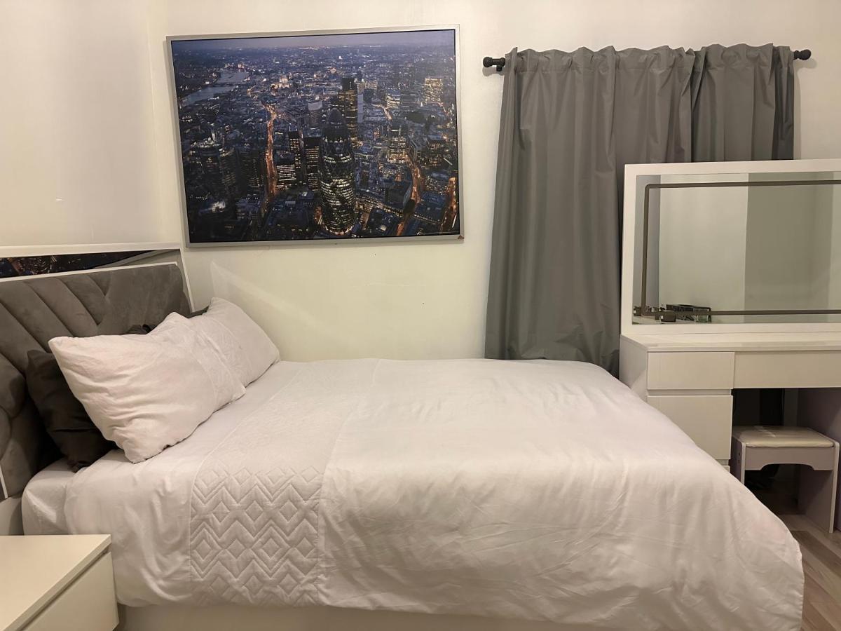Spacious And Homely One Bedroom *