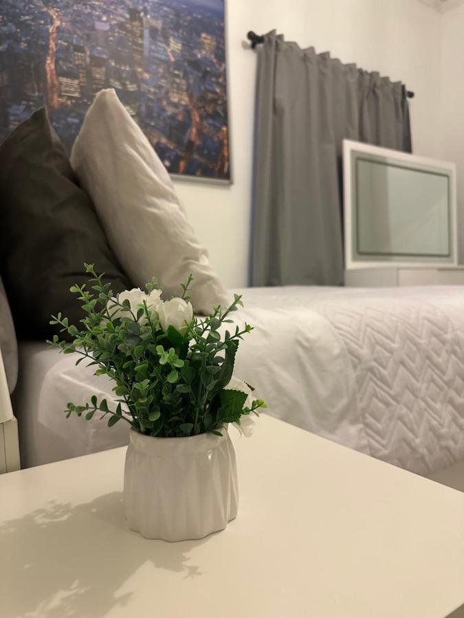 Homestay Spacious And Homely One Bedroom *
