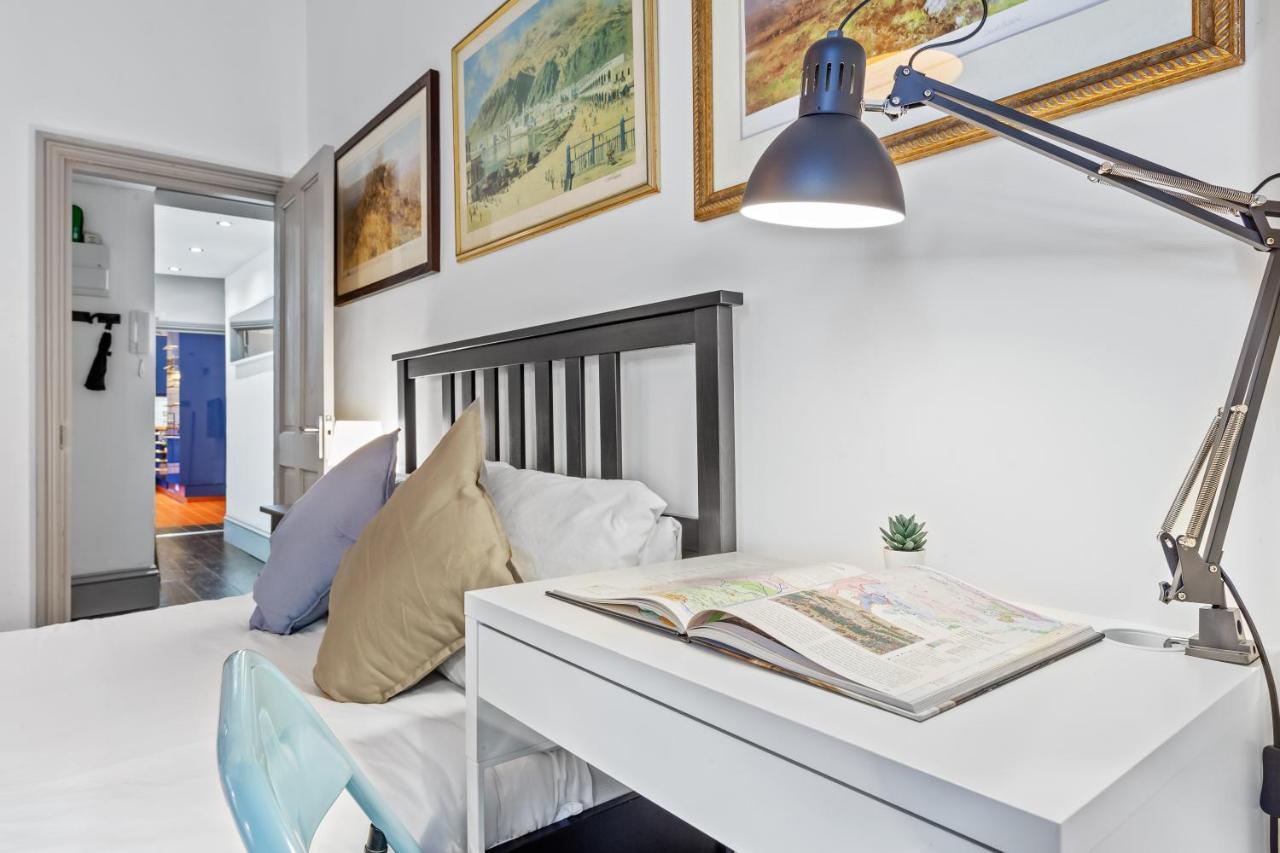 Quiet 2x Bedroom Victorian Terrace Flat + Garden Appartement Londres