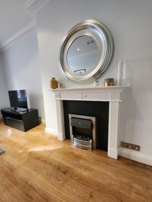 Apartment 2 Bedroom Luxury Knightsbridge