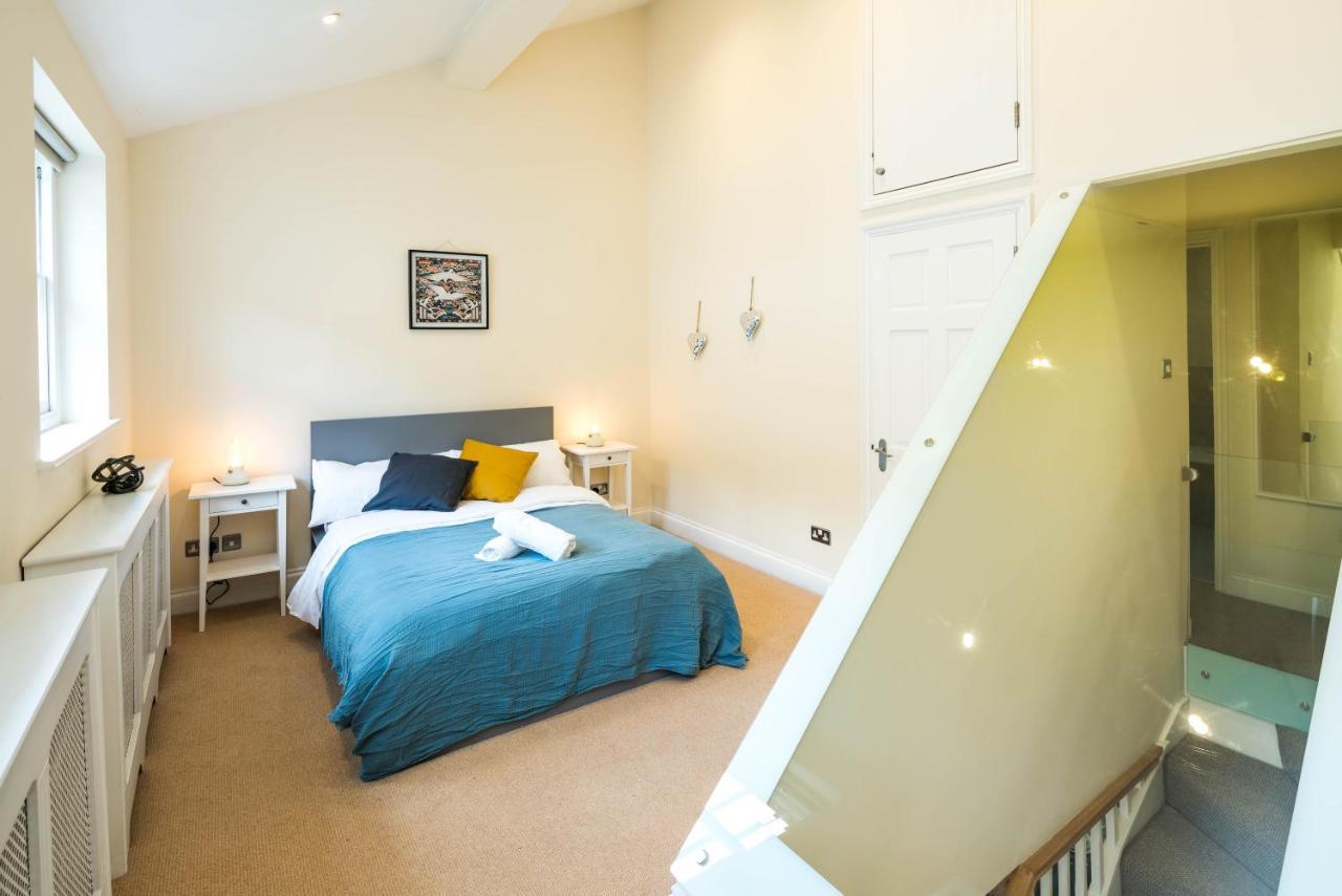 Apartamento Mews 3 Double Bedroom Hidepark Londres