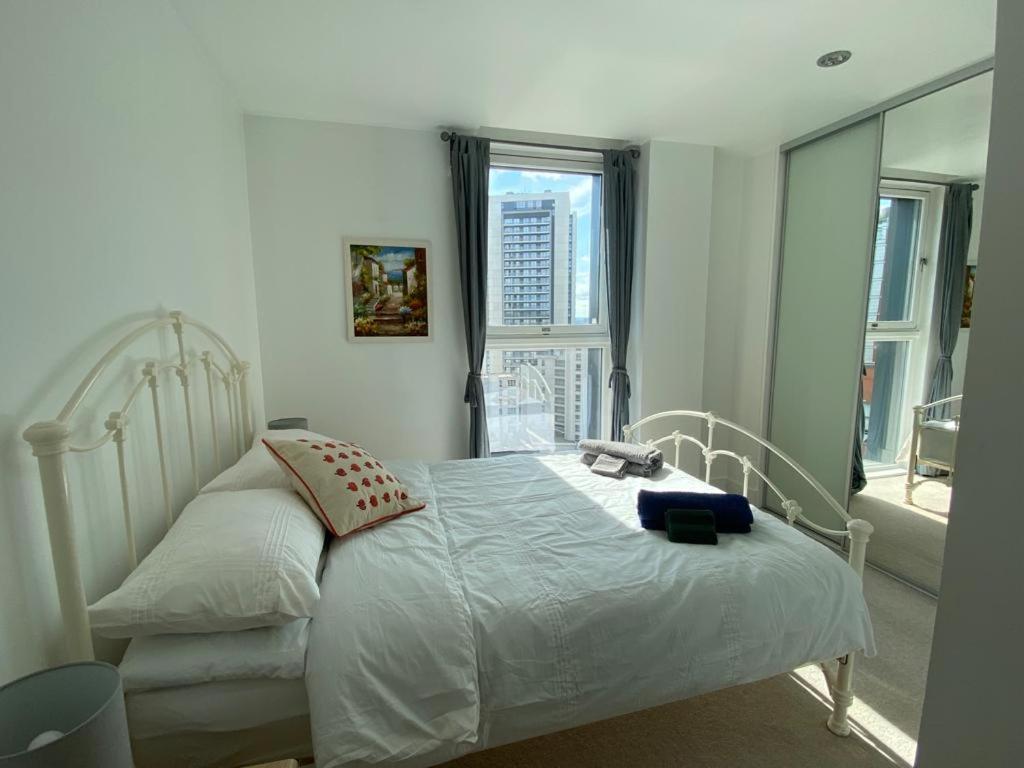 Apartamento Morden 2bed2bath Zone2 City/river View Londres
