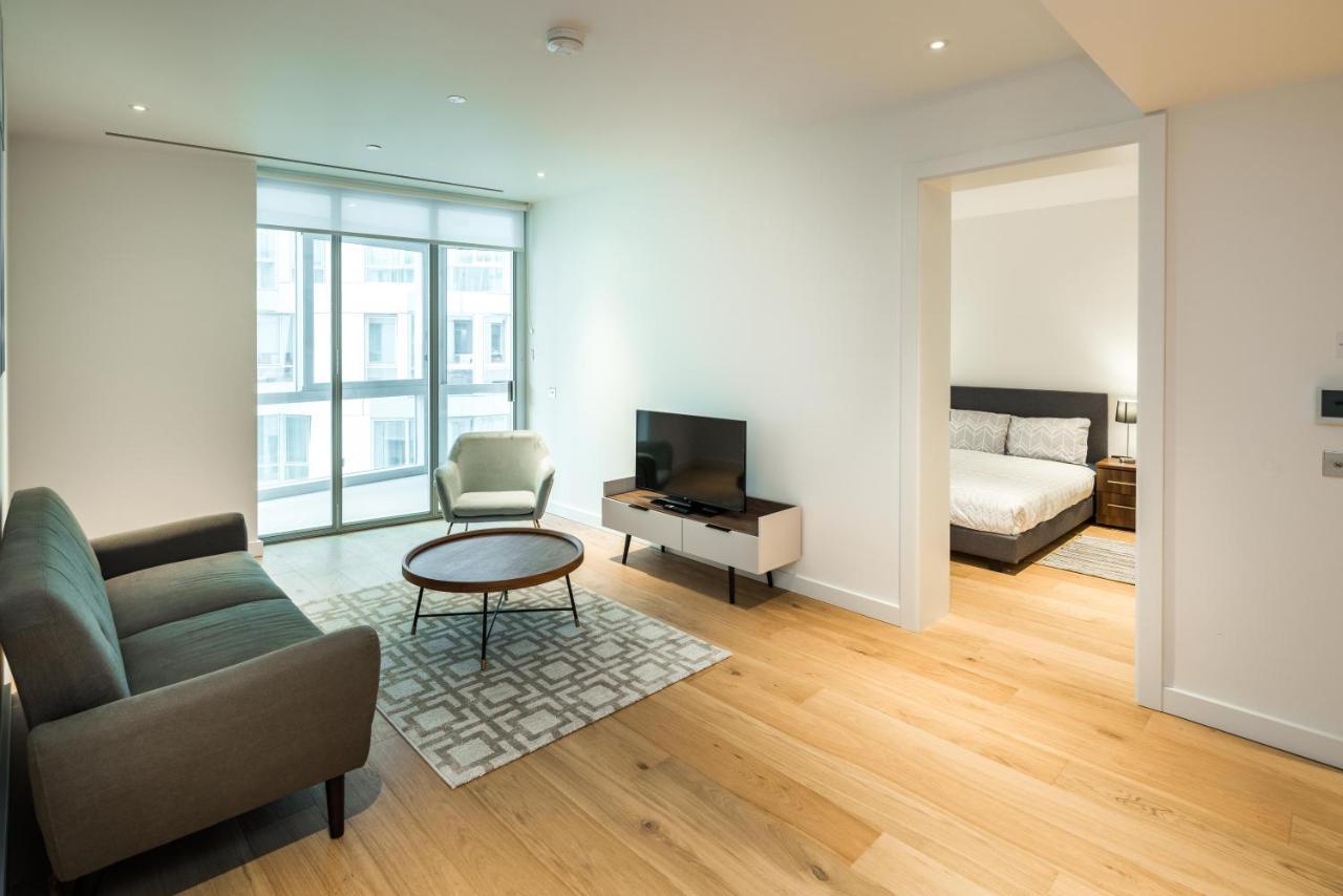 Pico 2 Double Bedroom In Battersea Apartment London
