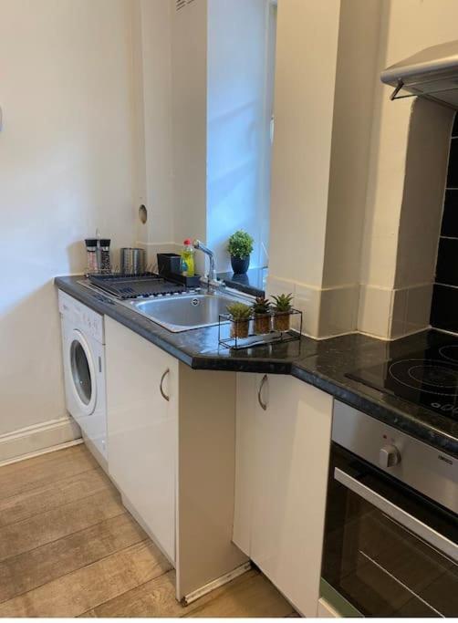 Cosy 1 Bed Flat In With View Of Shard Appartement