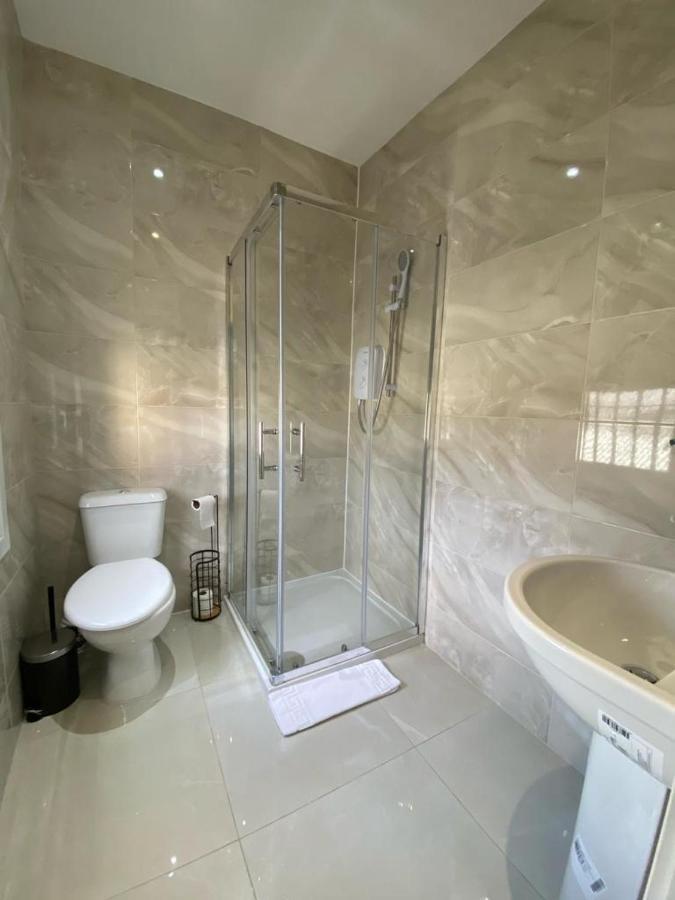 Holloway - Next To Emirates Stadium - Private Bathroom - Shared Kitchen Apartamento Londres