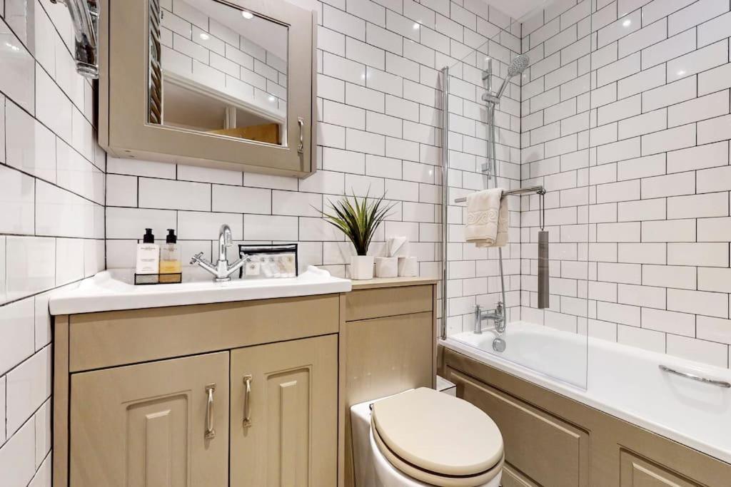 Apartment Bright & Beautiful 1 Bedroom Flat In Bridge