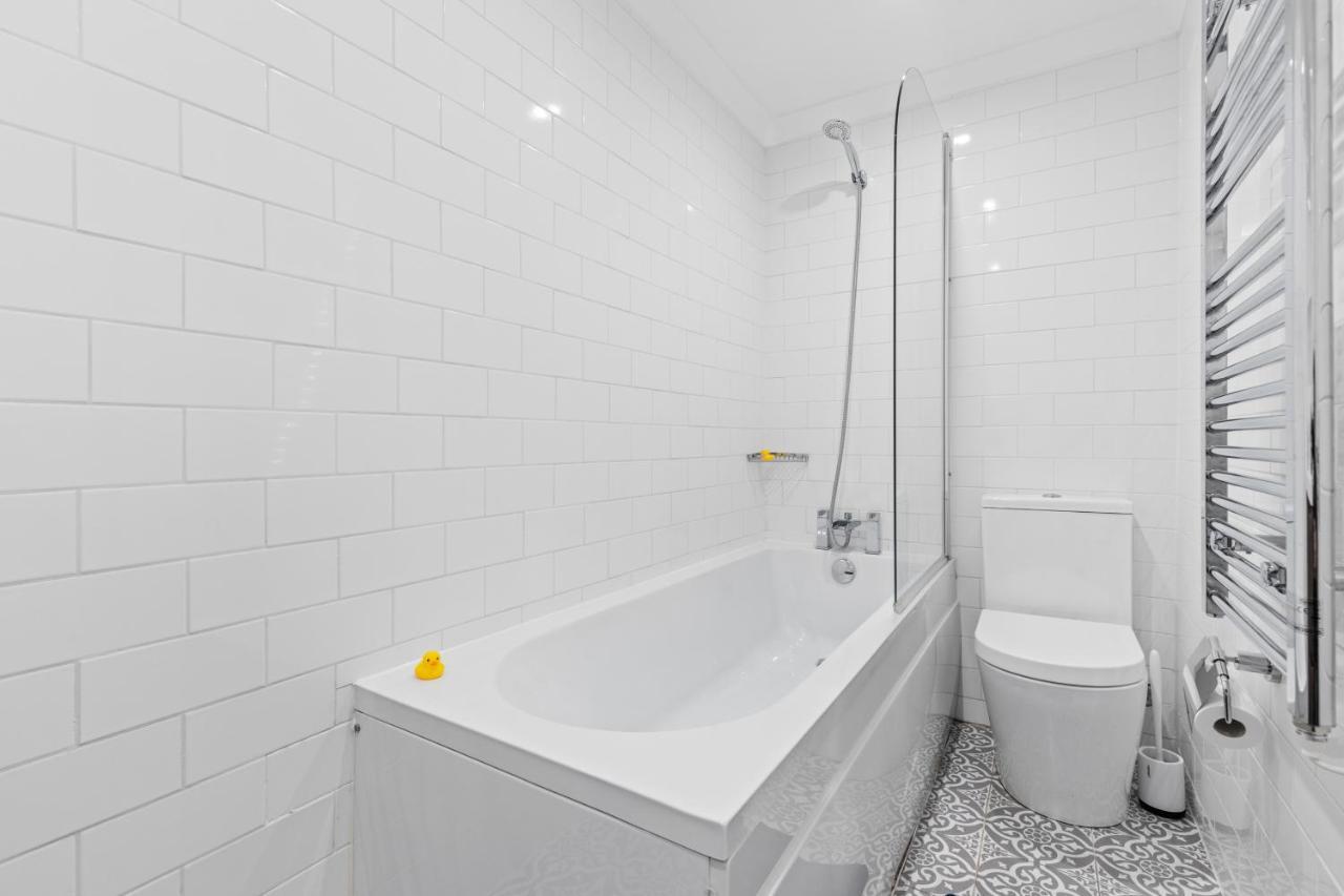 Heavenly - Queen's Gardens Apartamento Londres
