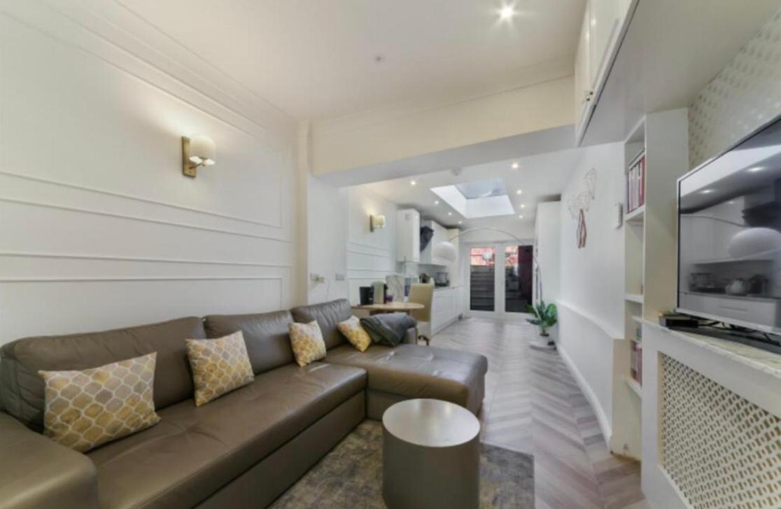 4 Bedrooms Villa, Hugh Street Central Villa Londres
