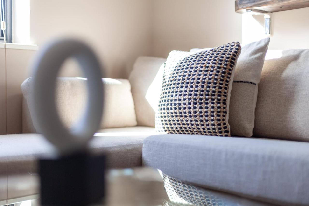The Ravenscourt Park Collection Apartment