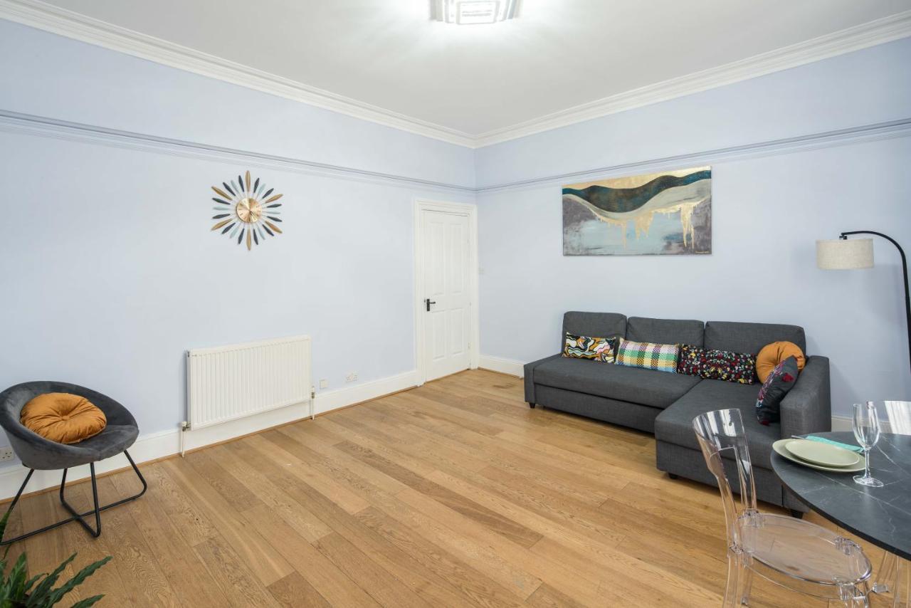 Apartment Gloucester Station Gem: 3 Bedroom Oasis London