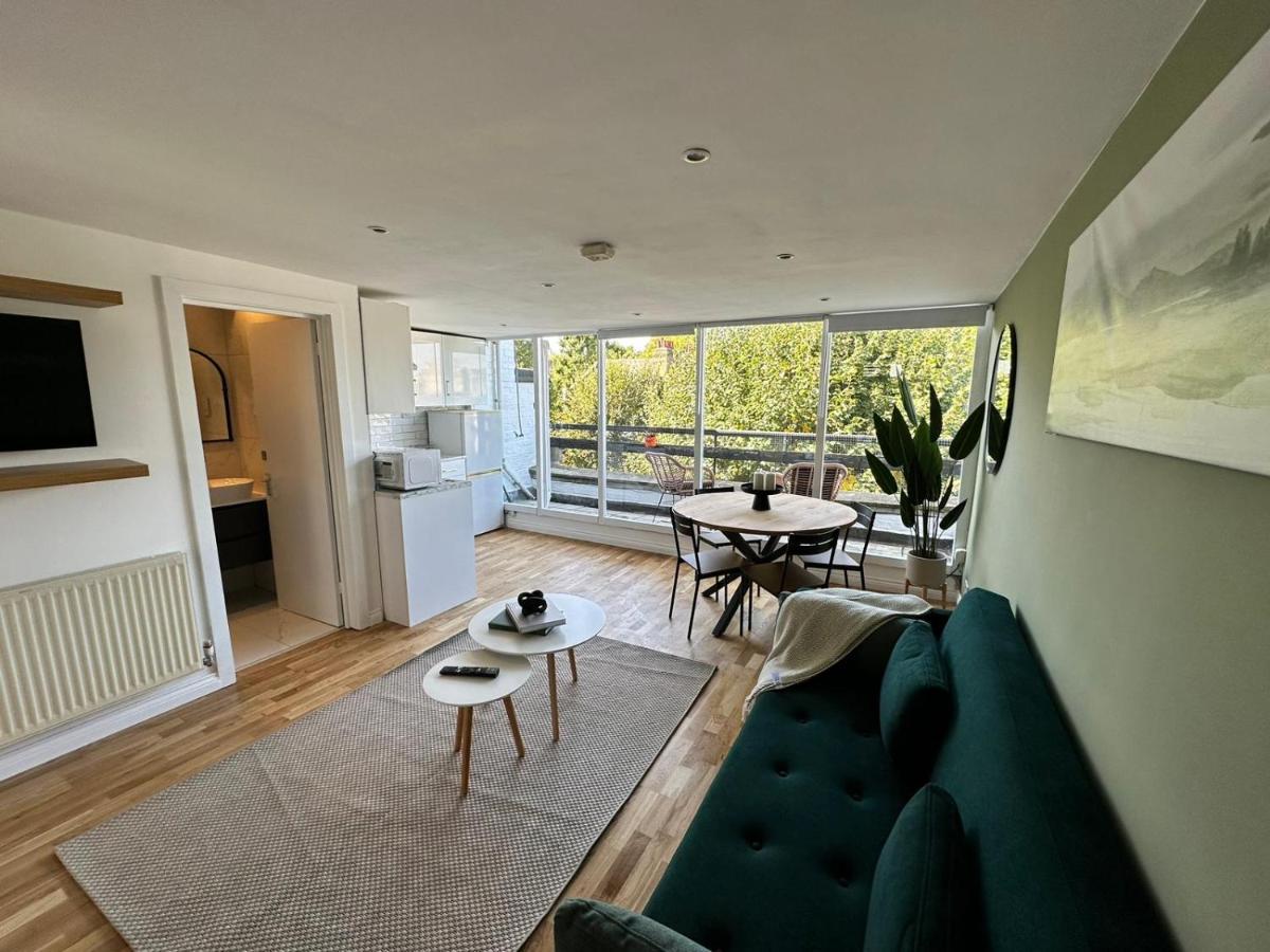 Stylish Primrose Hill With Balcony London