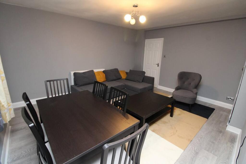 Apartamento Modern 2 Bed Close To City Londres